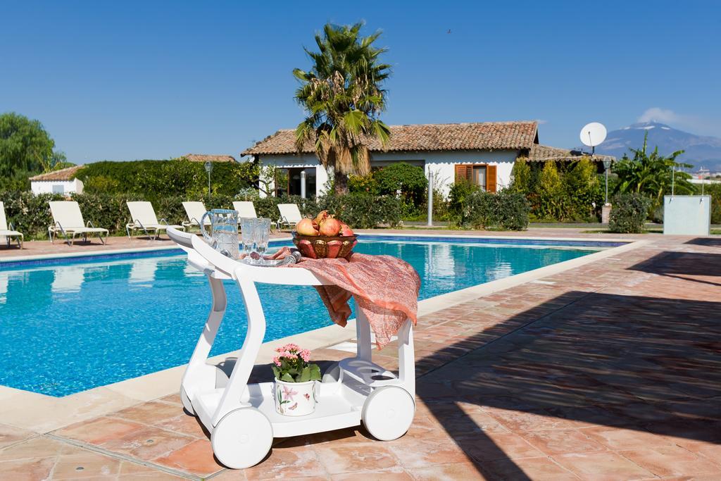 Вілла Orange Park - Agriturismo Містерб'янко Екстер'єр фото